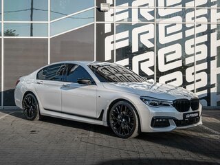 2018 BMW 7 серии 730i VI (G11/G12), белый, 3555000 рублей, вид 1
