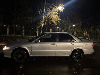 2001 Isuzu Aska IV, серый, 420000 рублей, вид 3