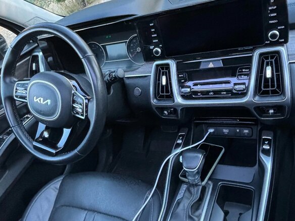 2022 Kia Sorento IV, белый, 3990000 рублей - вид 9