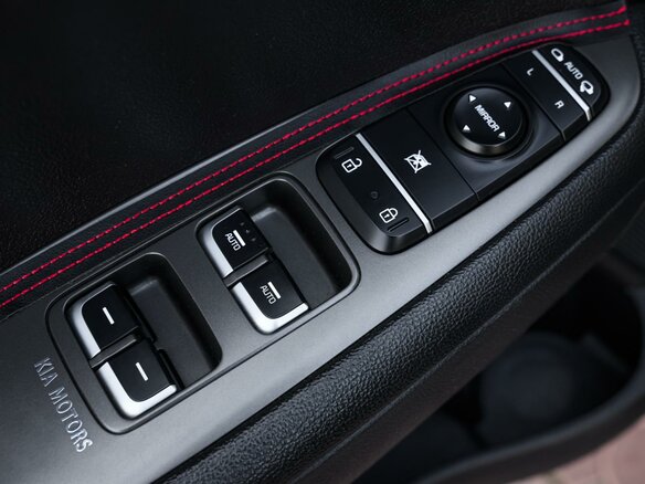 2019 Kia Optima IV Рестайлинг, чёрный, 1939000 рублей - вид 21