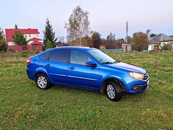 2019 Lada (ВАЗ) Granta I Рестайлинг, синий, 680000 рублей - вид 2