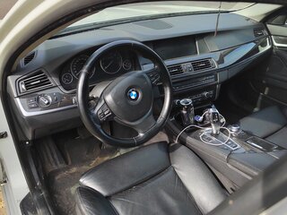 2010 BMW 5 серии 528i VI (F10/F11/F07), белый, 2000000 рублей, вид 4