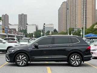 2023 Volkswagen Tiguan L II Рестайлинг (China Market), чёрный, 2607208 рублей, вид 5