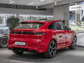 2026 Porsche Cayenne Coupé III Рестайлинг, красный, 21990000 рублей, вид 5