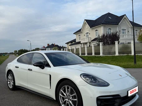2022 Porsche Panamera 4 II Рестайлинг, белый, 11690000 рублей, вид 1