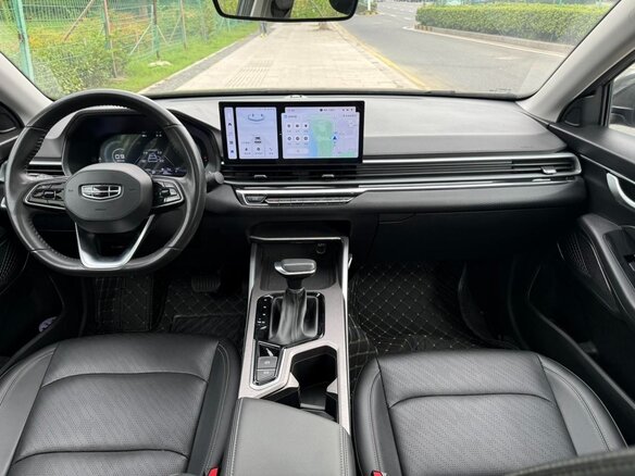 2023 Geely Emgrand II, серый, 1050000 рублей - вид 6