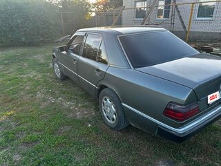 1992 Mercedes-Benz E-Класс 320 I (W124), серый, 250000 рублей, вид 5