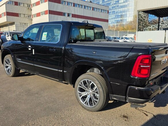 2026 Ram 1500 Crew Cab V Рестайлинг, чёрный, 10600000 рублей - вид 6