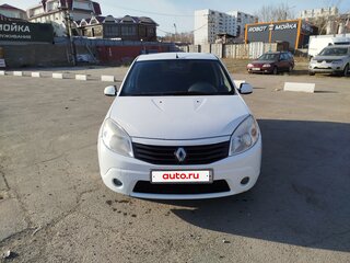 2013 Renault Sandero I, белый, 420000 рублей, вид 2