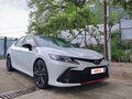 2021 Toyota Camry VIII (XV70) Рестайлинг, белый, 3050000 рублей - вид 5
