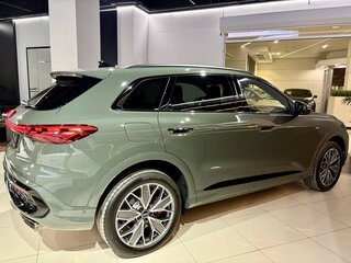 2026 Audi Q5 40 TFSI III (GU), зелёный, 5710000 рублей, вид 5