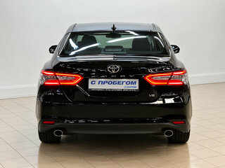 2021 Toyota Camry VIII (XV70), чёрный, 3560000 рублей, вид 3