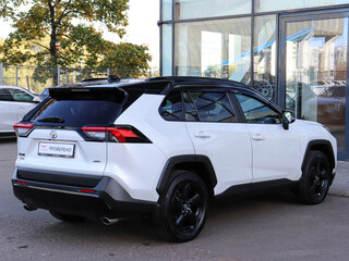 2020 Toyota RAV4 V (XA50), белый, 3347000 рублей, вид 4