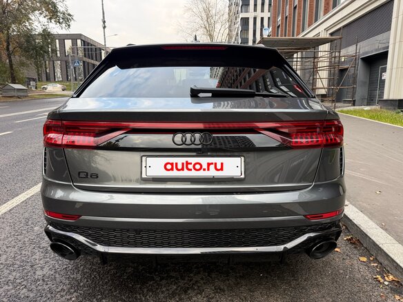 2019 Audi Q8 50 TDI I (4M), серый, 7250000 рублей - вид 3