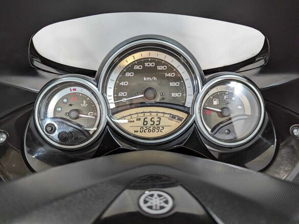 2010 Yamaha TMAX, белый, 655000 рублей - вид 8