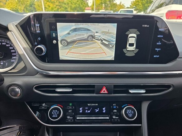 2022 Hyundai Sonata VIII (DN8), серый, 2100000 рублей - вид 21