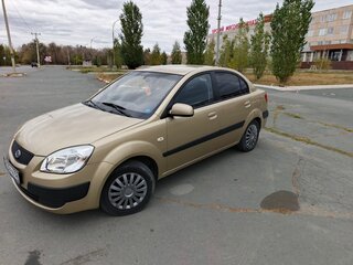 2005 Kia Rio II, бежевый, 310000 рублей, вид 1