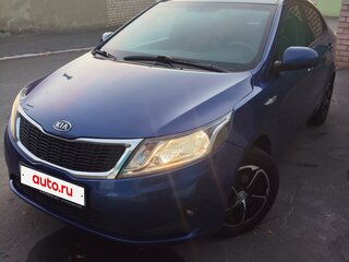 2013 Kia Rio 4-speed III, синий, 850000 рублей, вид 3
