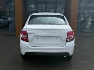 2026 Lada (ВАЗ) Granta I Рестайлинг, белый, 1094000 рублей, вид 5