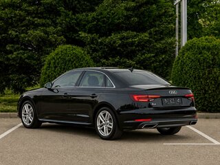 2019 Audi A4 V (B9), чёрный, 1755000 рублей, вид 4