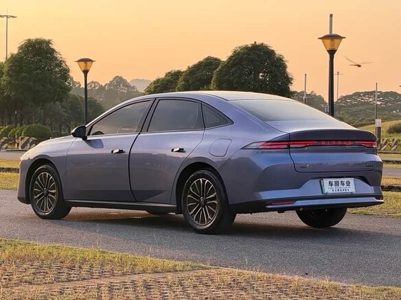 2026 Nissan N6 21.1 kWh, синий, 3500757 рублей - вид 31