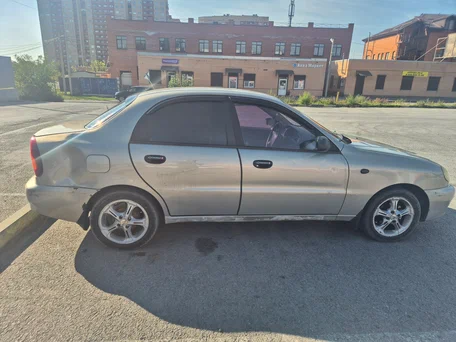 2007 Chevrolet Lanos I, серебристый, 210000 рублей, вид 3