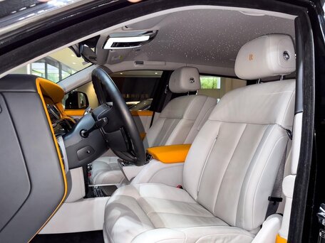 2023 Rolls-Royce Phantom Extended VIII Рестайлинг (Series II), чёрный, 47800000 рублей, вид 5