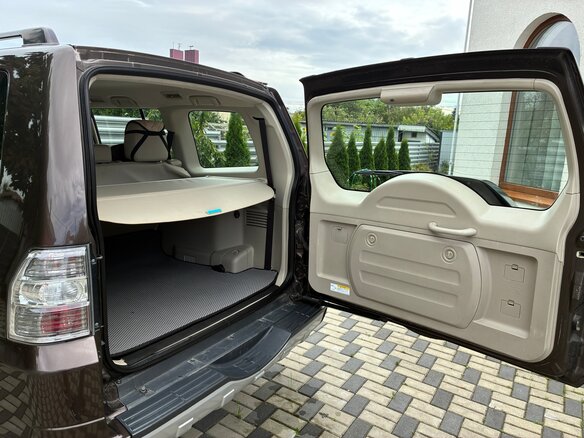 2017 Mitsubishi Pajero IV Рестайлинг 2, коричневый, 3300000 рублей - вид 7