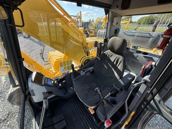 2017 Komatsu PC300, жёлтый, 7700000 рублей - вид 9