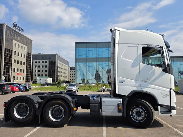 2026 Volvo FH, белый, 26000000 рублей - вид 5