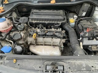 2015 Volkswagen Polo V Рестайлинг, серебристый, 841000 рублей, вид 5