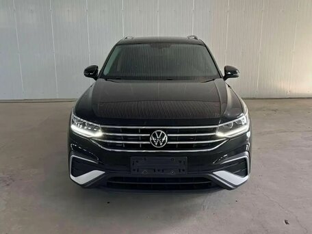 2022 Volkswagen Tiguan L II Рестайлинг (China Market), чёрный, 2450000 рублей, вид 2