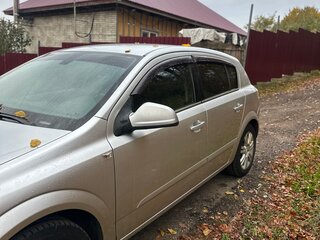 2011 Opel Astra H Рестайлинг, серый, 455000 рублей, вид 4
