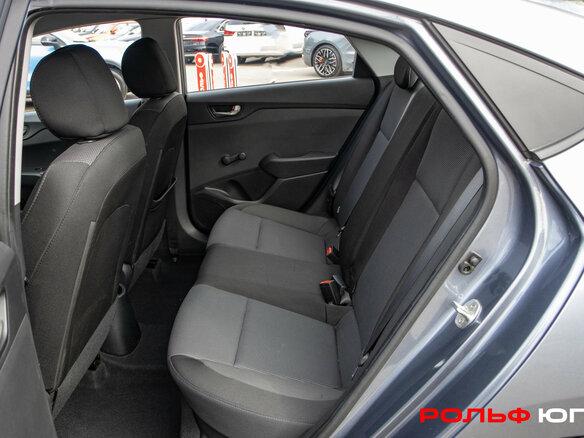 2017 Hyundai Solaris II, серый, 988000 рублей - вид 7