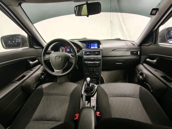 2015 Lada (ВАЗ) Priora I Рестайлинг, серебристый, 520000 рублей - вид 12