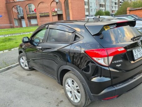 2018 Honda Vezel I Рестайлинг, чёрный, 1790000 рублей, вид 4