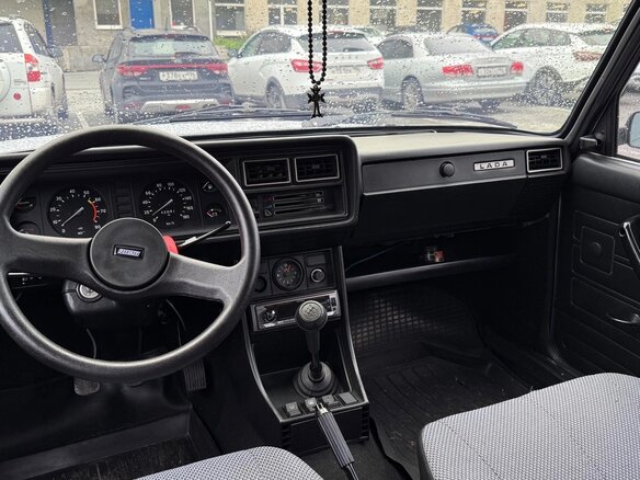 2010 Lada (ВАЗ) 2107, серебристый, 310000 рублей - вид 13