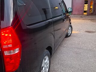 2011 Hyundai H-1 5-speed II, чёрный, 2100000 рублей, вид 5