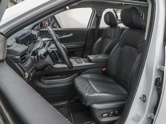2022 Exeed TXL I Рестайлинг, белый, 2200000 рублей - вид 9