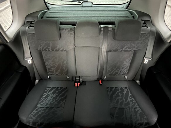 2011 Peugeot 3008 I, коричневый, 770000 рублей - вид 17