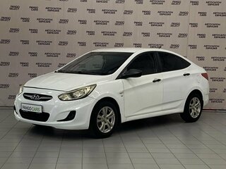 2012 Hyundai Solaris I, белый, 570000 рублей, вид 1
