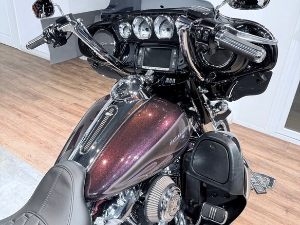 2017 Harley-Davidson Street Glide, фиолетовый, 1799000 рублей - вид 16