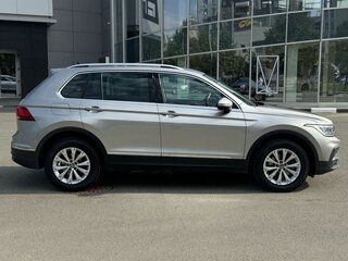 2021 Volkswagen Tiguan II Рестайлинг, серый, 2490000 рублей, вид 4