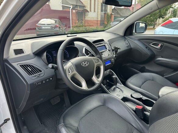 2011 Hyundai ix35 I, белый, 1320000 рублей - вид 14