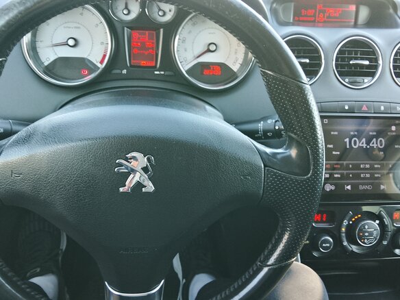 2012 Peugeot 308 I Рестайлинг, белый, 365000 рублей - вид 13