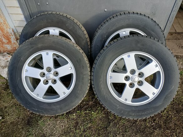 2010 Mitsubishi Outlander II Рестайлинг, коричневый, 1250000 рублей - вид 10