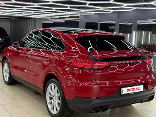 2022 Porsche Cayenne III, красный, 9990000 рублей, вид 5