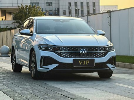2023 Volkswagen Lavida III Рестайлинг, белый, 1595000 рублей, вид 2