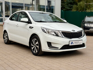 2014 Kia Rio III, белый, 999000 рублей, вид 1