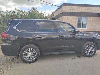 2016 Lexus LX 570 III Рестайлинг 2, чёрный, 6300000 рублей, вид 5
